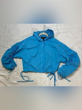 Forever 21 Women’s Cropped Rain Jacket Windbreaker String Ruched String Medium